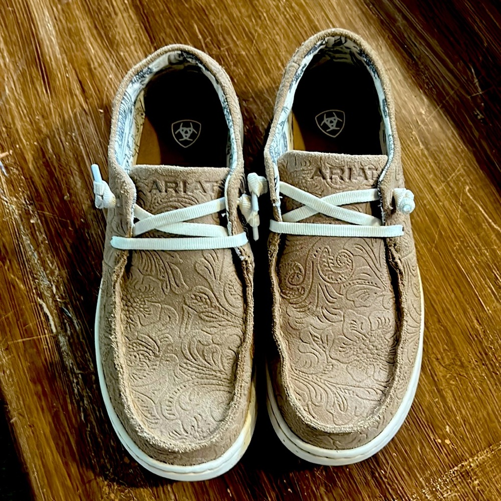 Ariat Women’s shoes